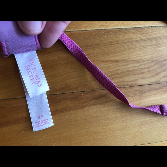 Gorgeous Victoria’s Secret Bralette - Picture 4 of 4